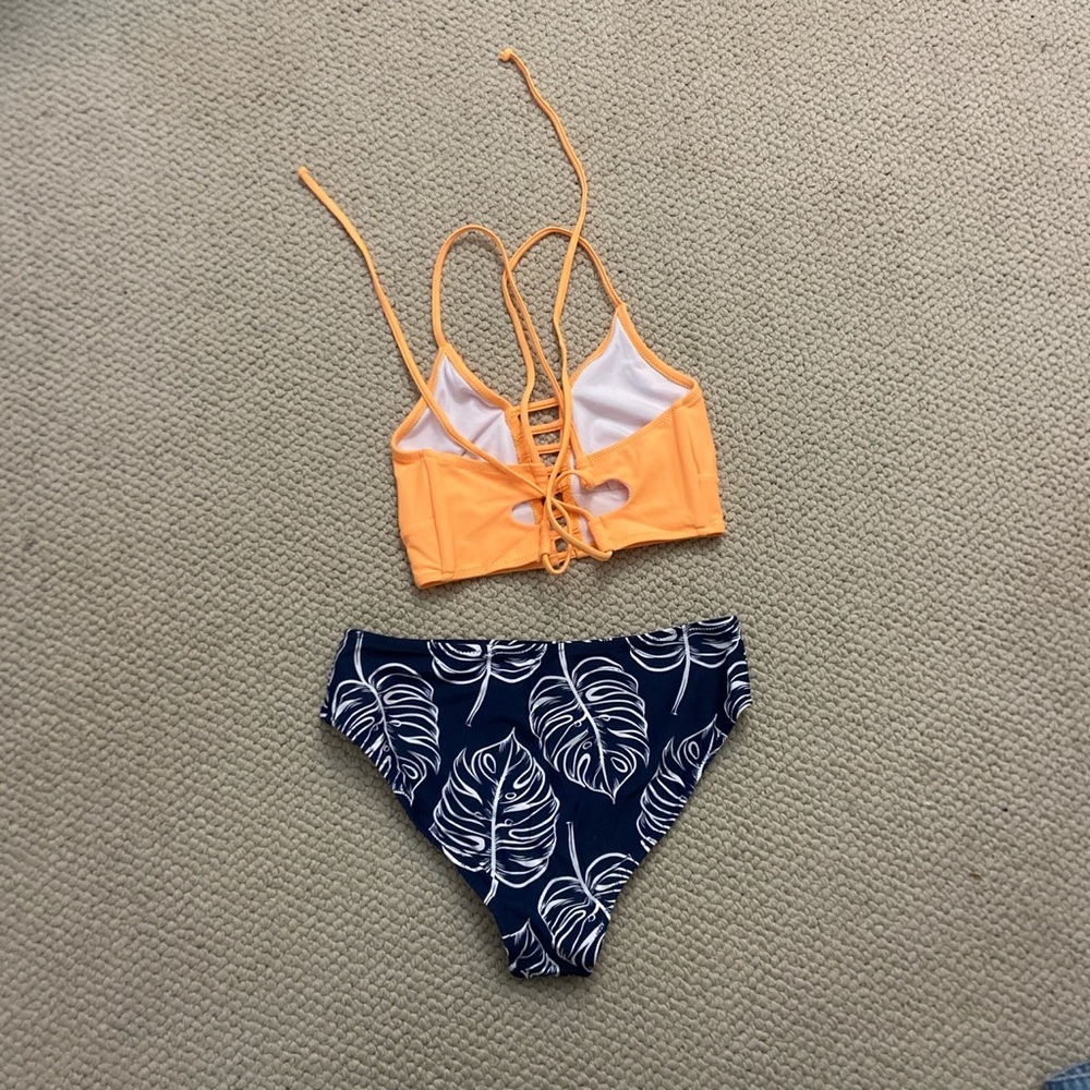 Cute Cupshe bathing suit bikini - Picture 2 of 2